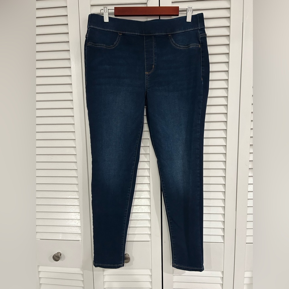 St. John’s Bay dark denim jeggings size 12- like new